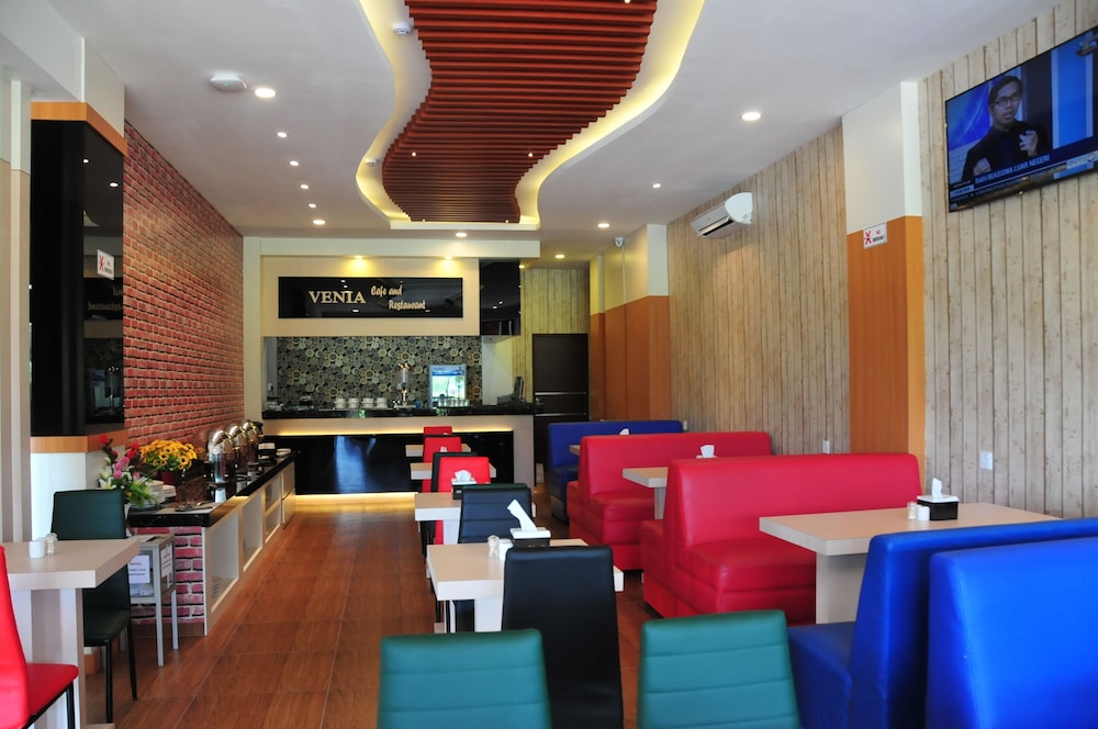 Venia Hotel 37/45