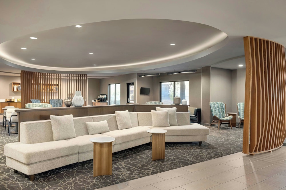 Springhill Suites Fresno 11/46