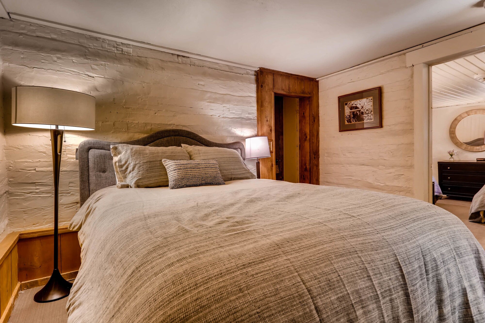 Petite, Suite, Queen and Twin Beds، Ski Tip Lodge 7/9