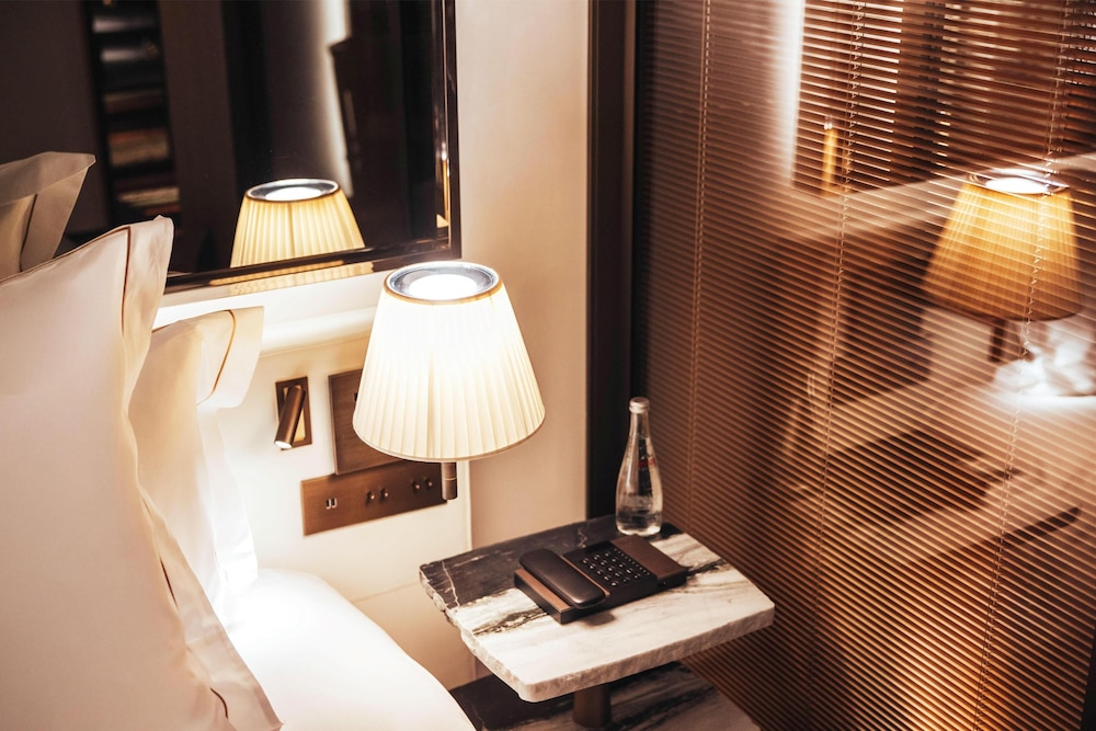Sax Paris, LXR Hotels & Resorts 28/56