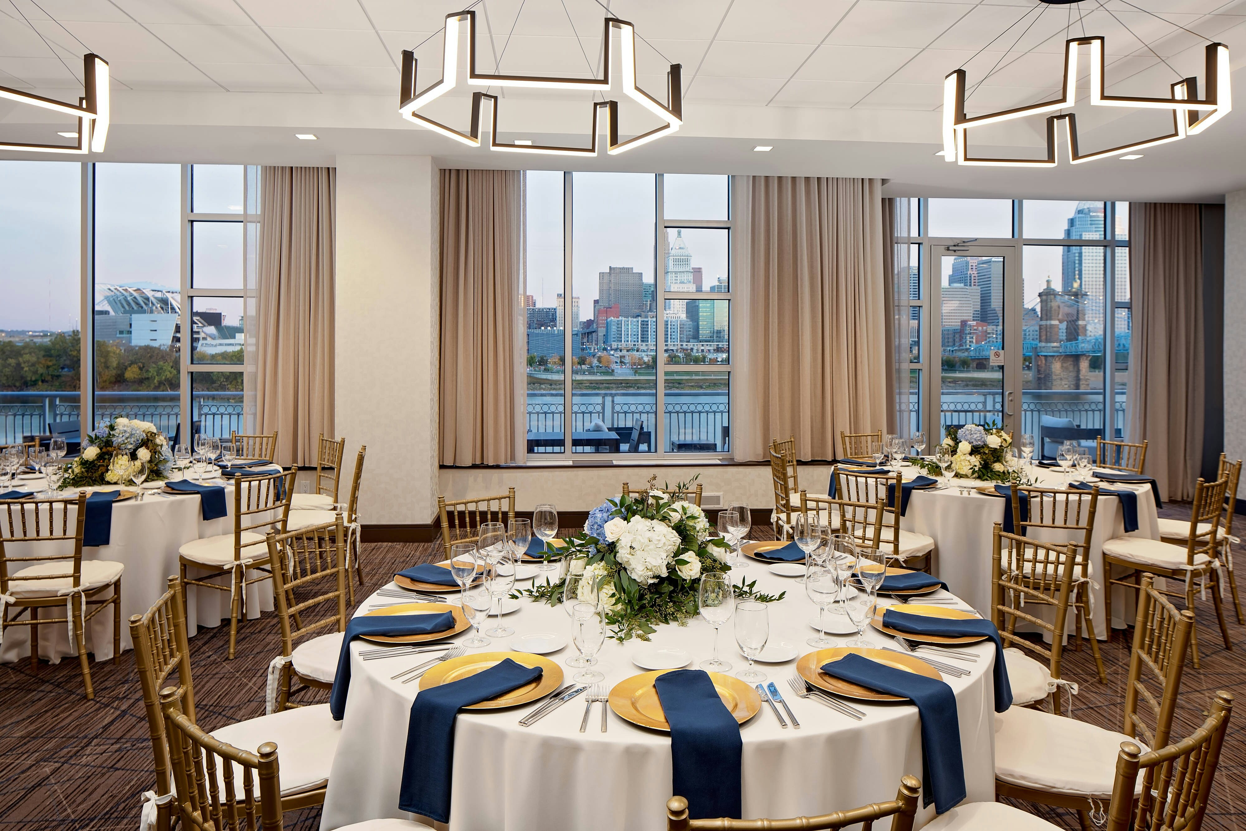 Marriott Cincinnati Rivercenter 17/37