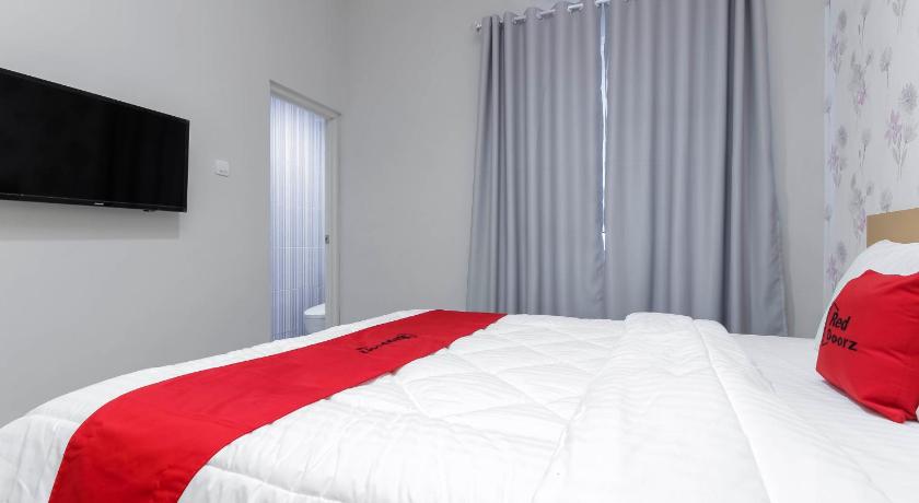 Reddoorz Near Metropolitan Mall Bekasi 27/50