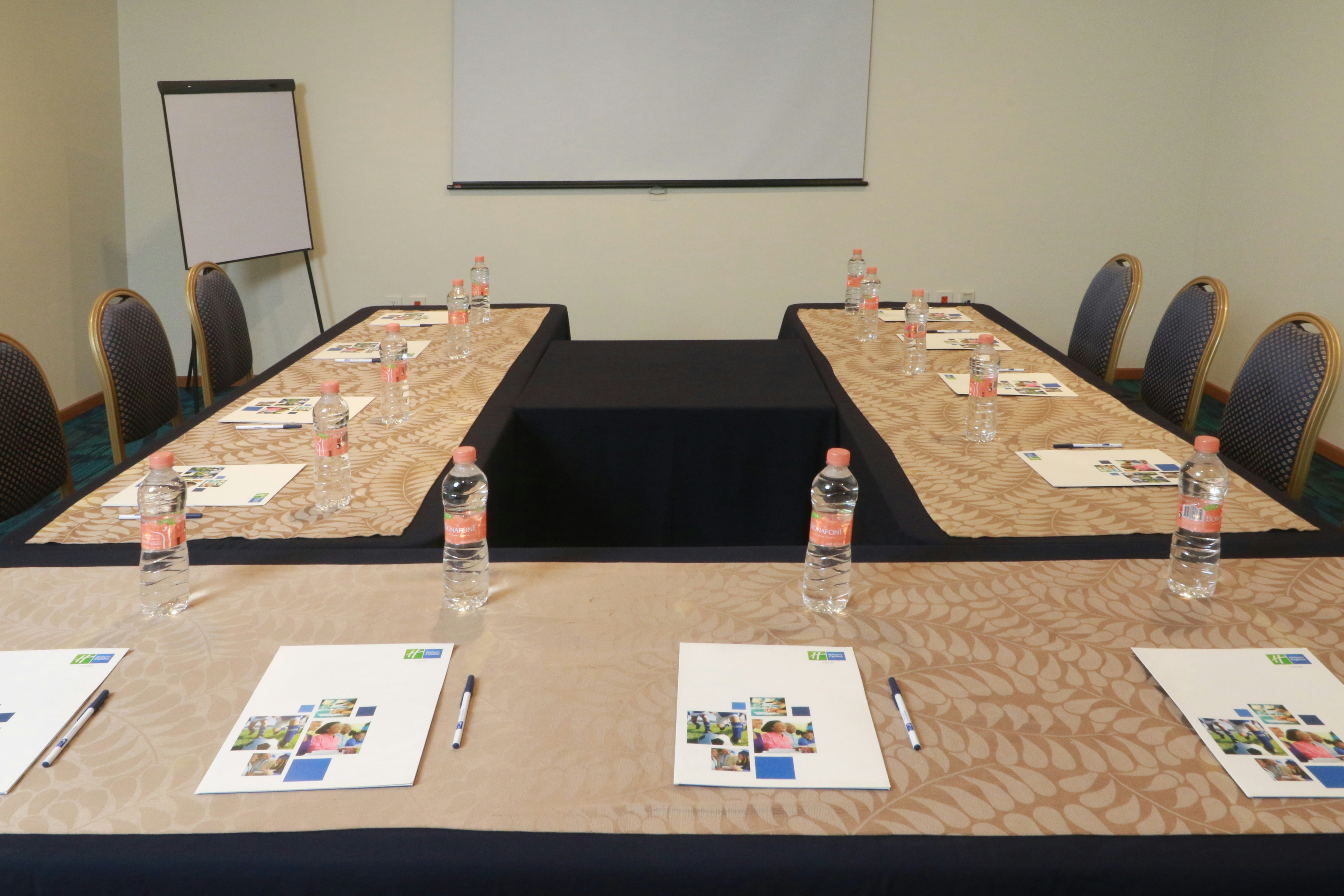 Holiday Inn Express Tuxpan 65/78