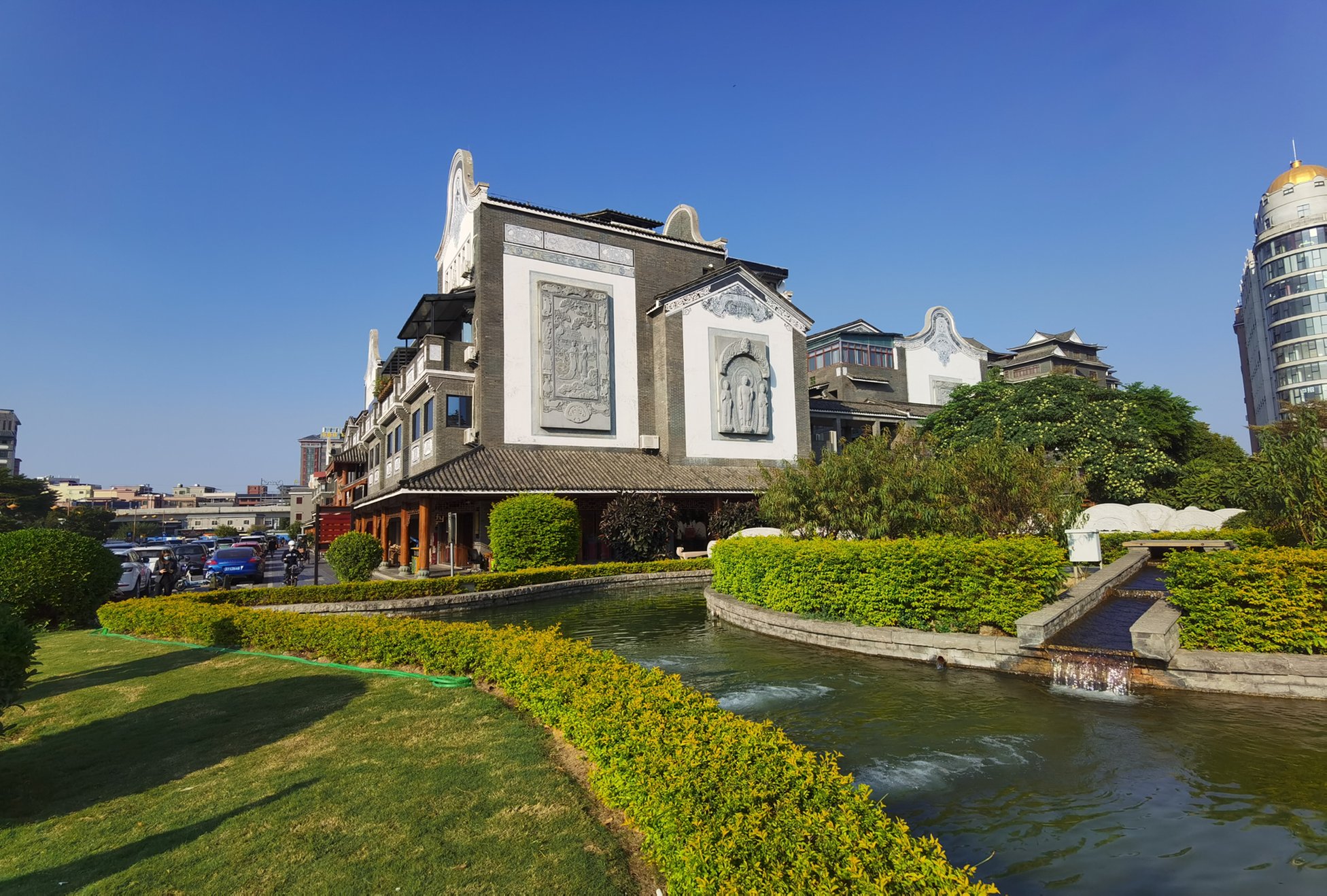 Crowne Plaza Foshan Nanhai 46/50