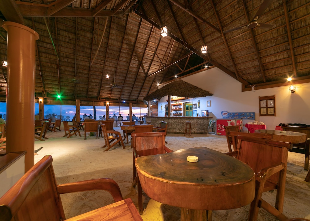 Fihalhohi Maldives 40/61
