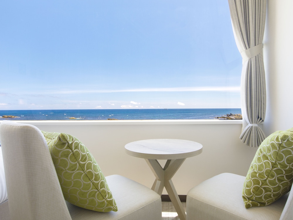 Shirahama Ocean Resort 56/59