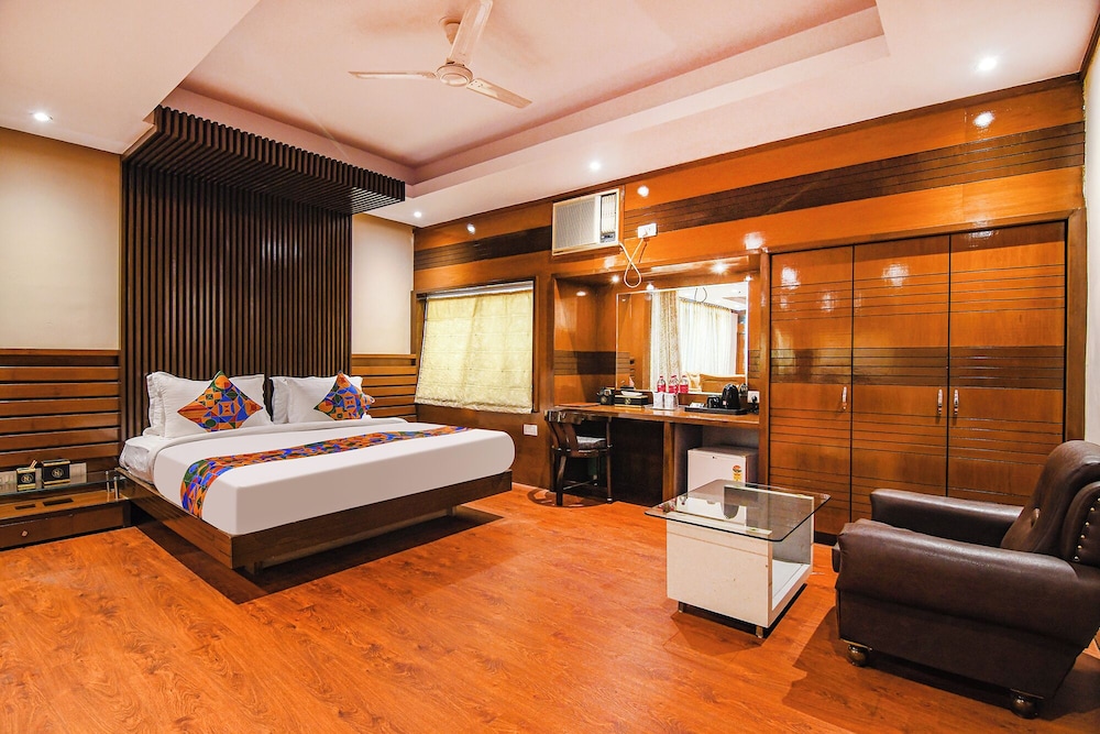 OYO Premium Hinoo Ranchi 29/53