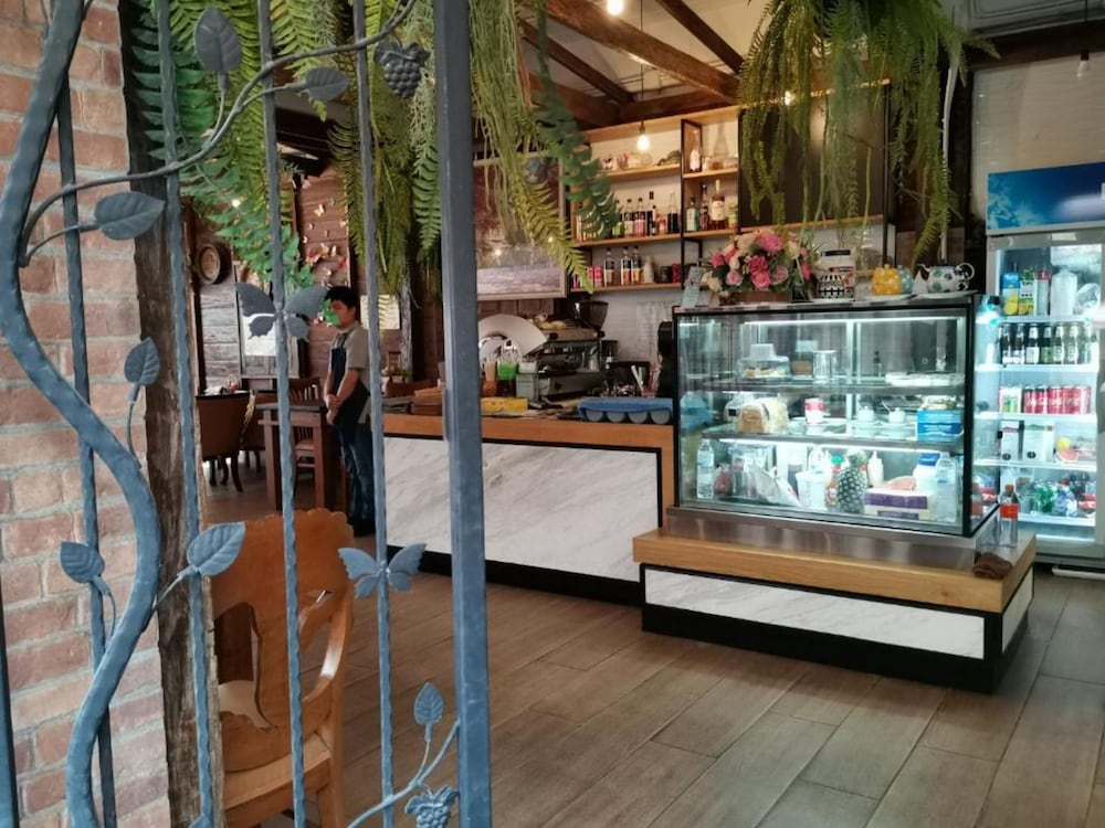 Harmony Inn 12/50