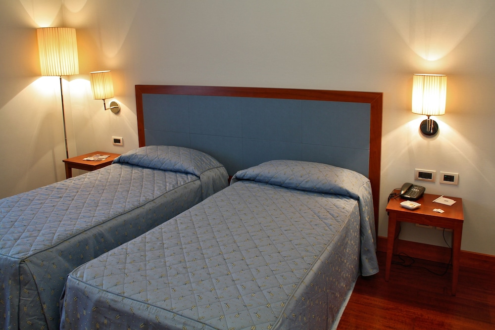 Hotel Del Campo 20/64