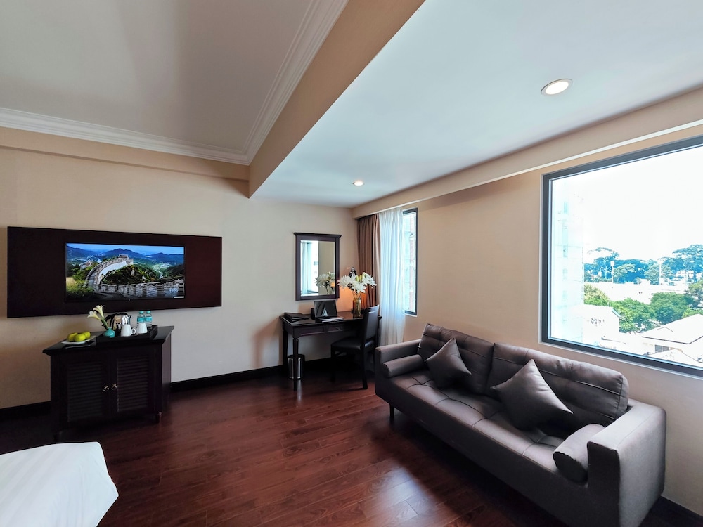 Nhat Ha 2 Hotel 35/50