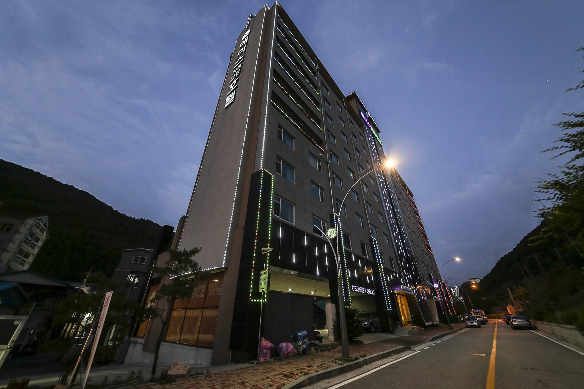 Jeongseon Ace Family Hotel 8/26