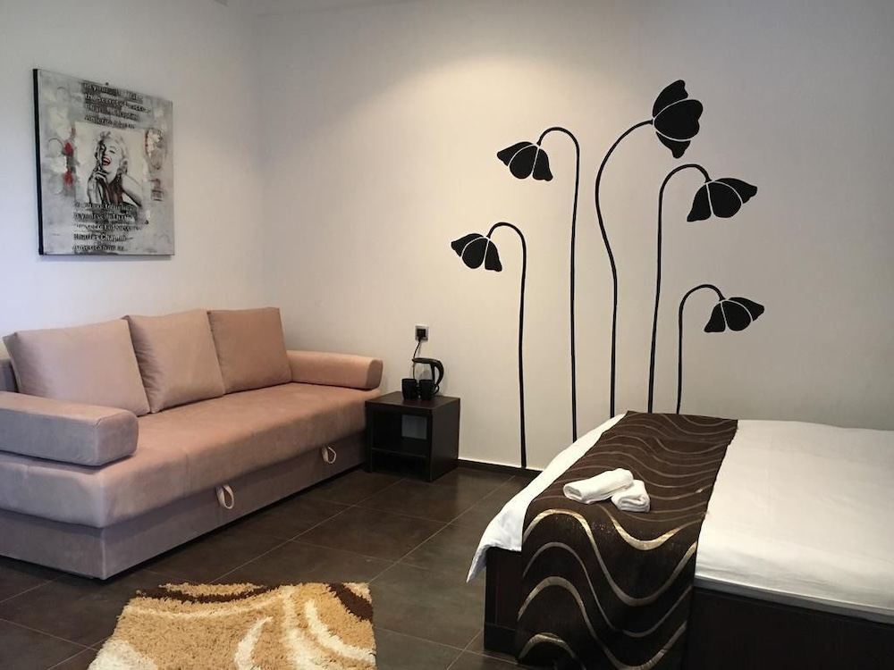 Apart-Hotel Residence 27/33