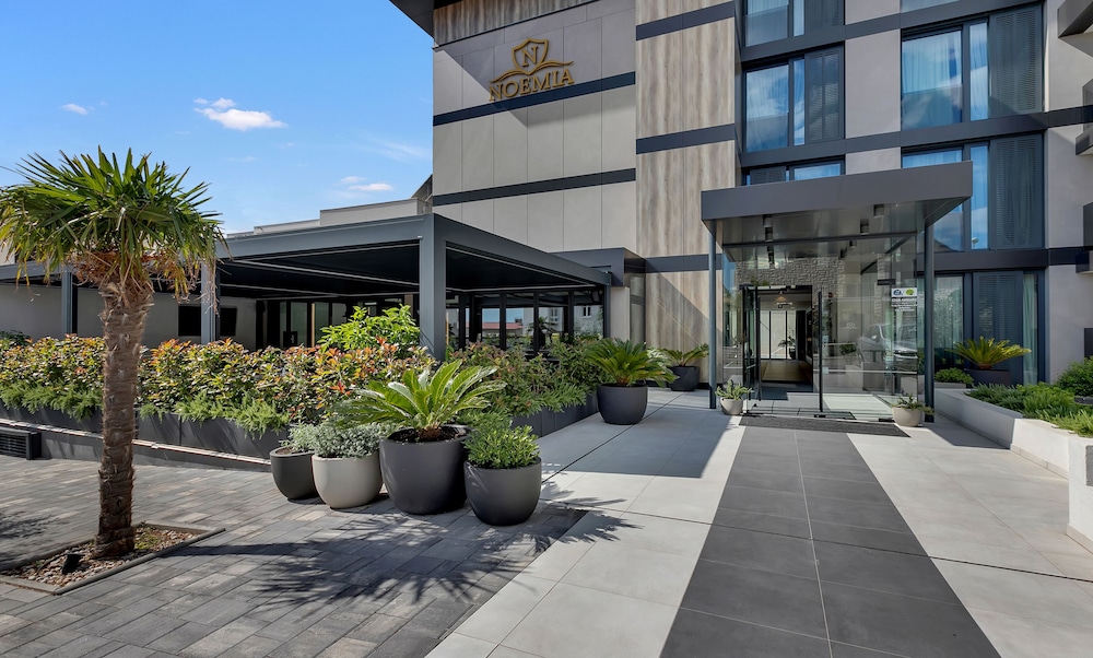 Boutique Hotel Noemia 77/84