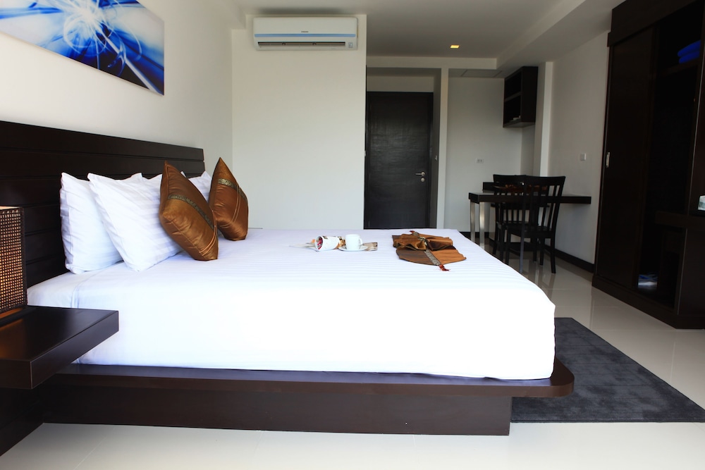 Lae Lay Suites 28/62