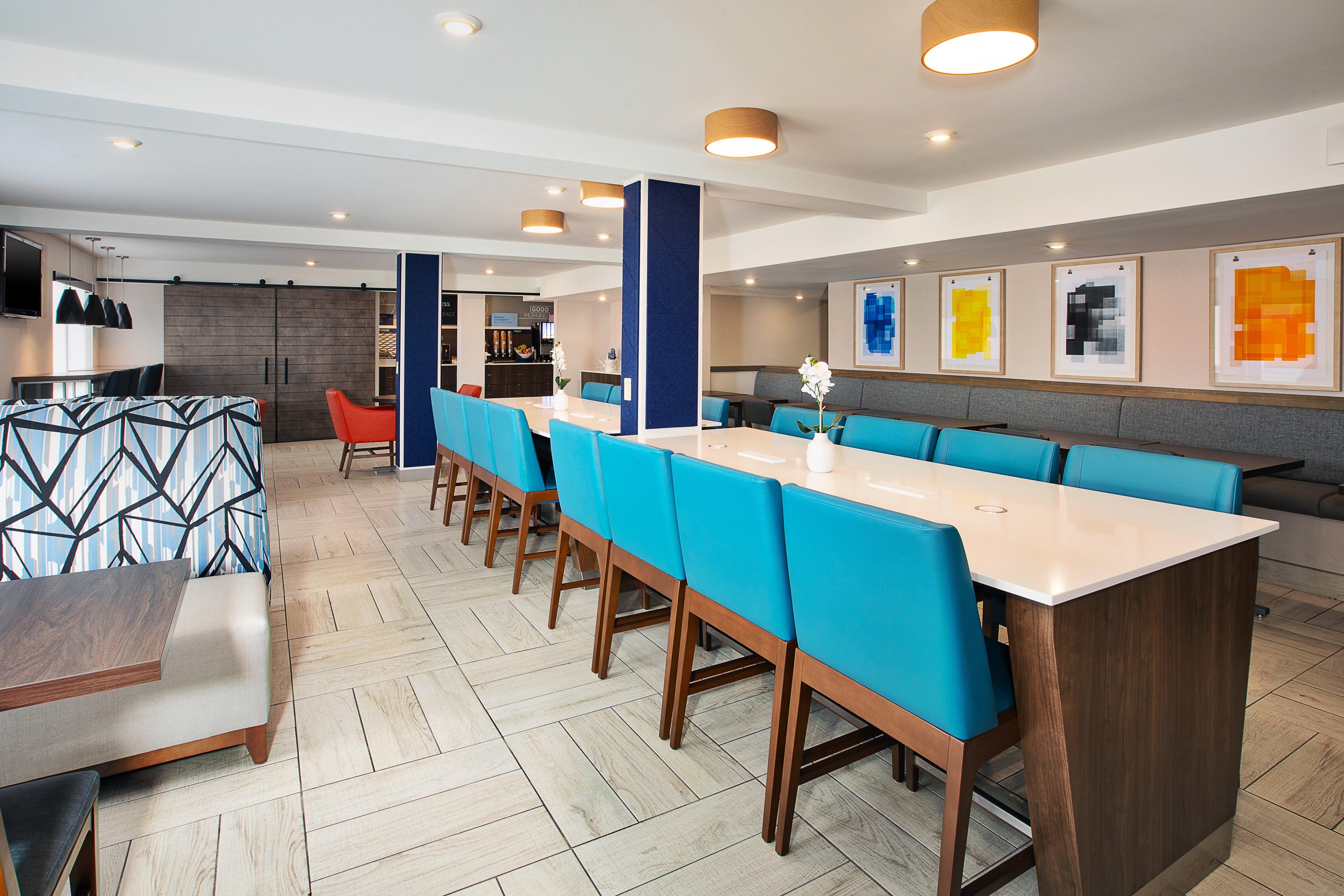 Holiday Inn Express Suites Fredericton 61/76