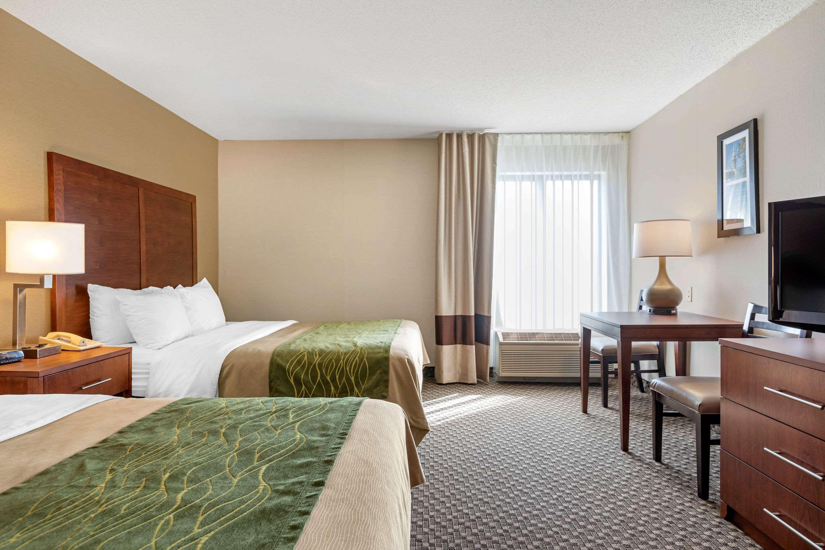 Room, 2 Queen Beds