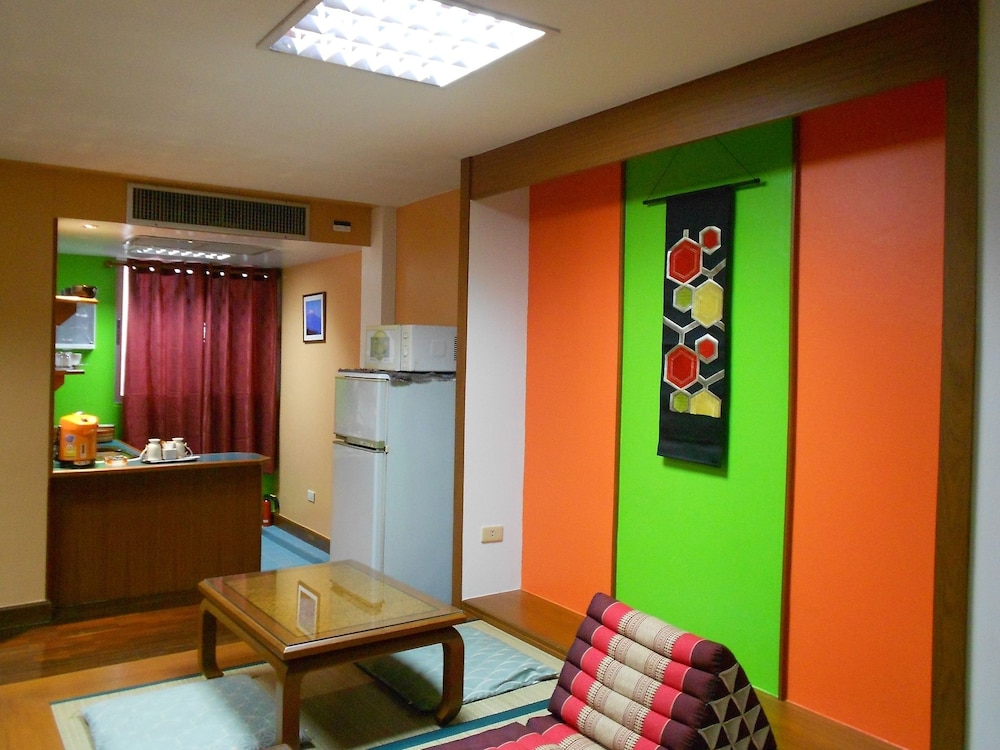 B S Court Boutique Residence 7/59