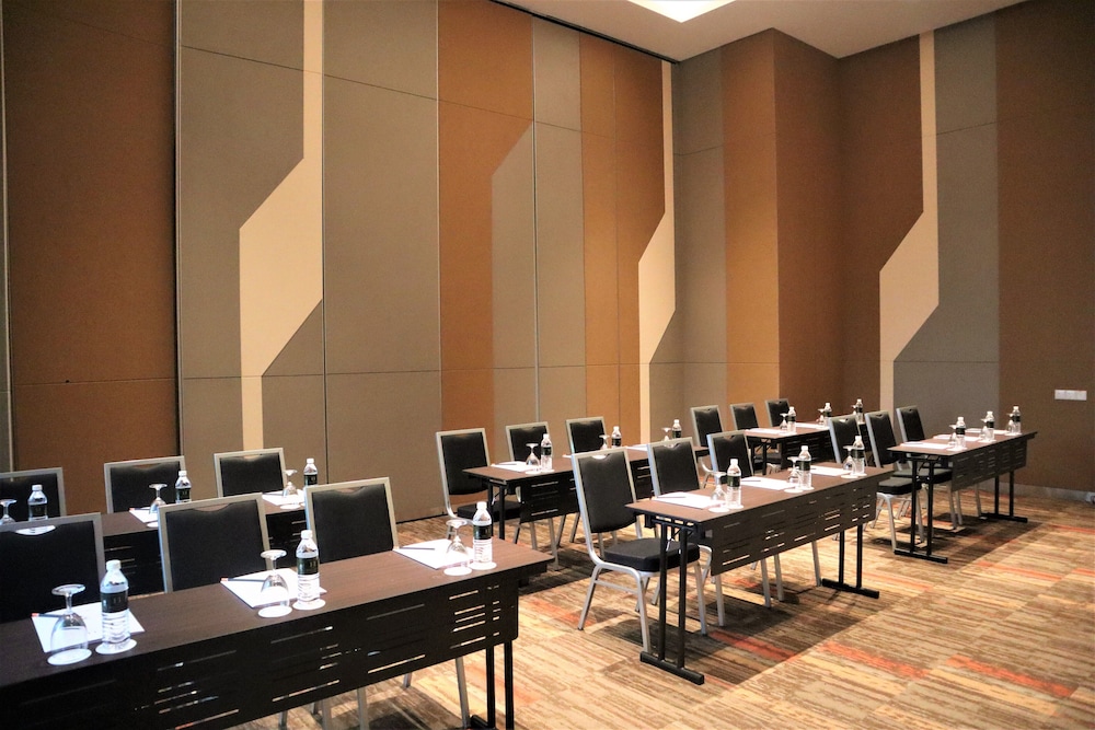 KSL Esplanade Hotel 17/22