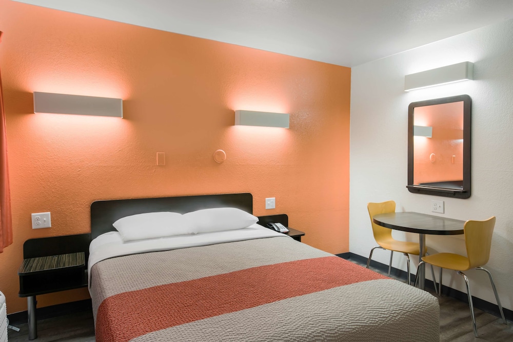 Motel6 Williams, CA 27/45