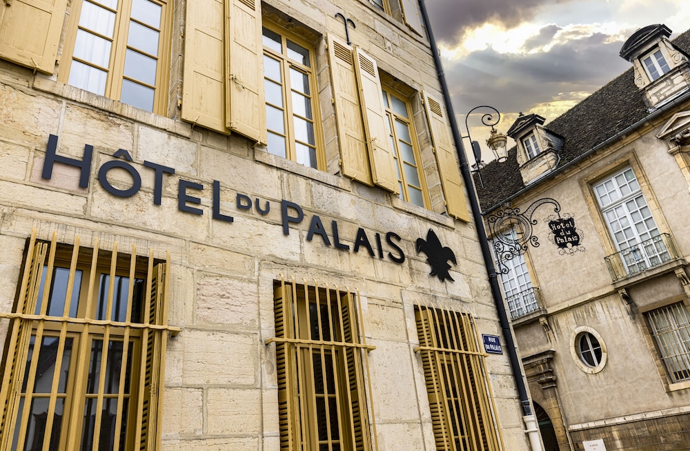 Hôtel Du Palais 1/28