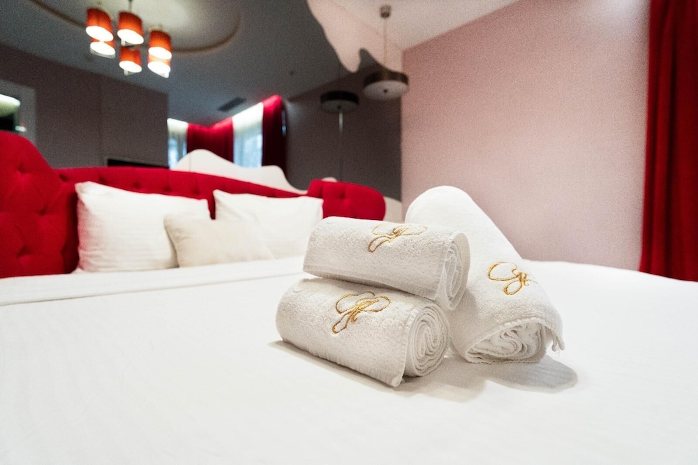 Golden Pearl Boutique Hotel - Adults Only 48/66
