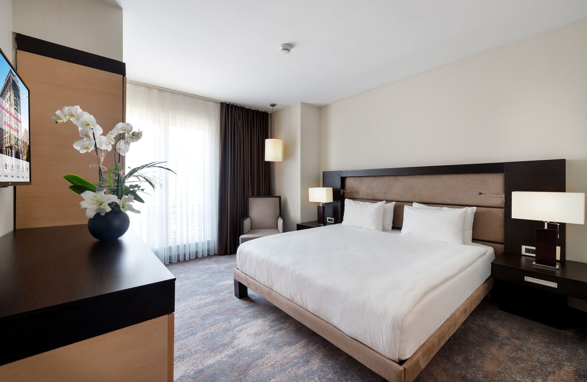 جناح جونيور بسرير كينج لغير المدخنين، Ramada Plaza By Wyndham Istanbul City Center 2/4