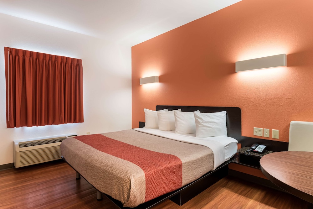 Motel6 Wilkes Barre, PA - Arena 20/51