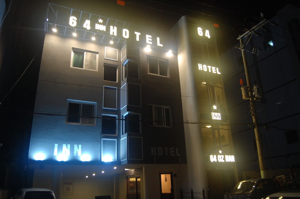 64 Inn Hotel 32/35
