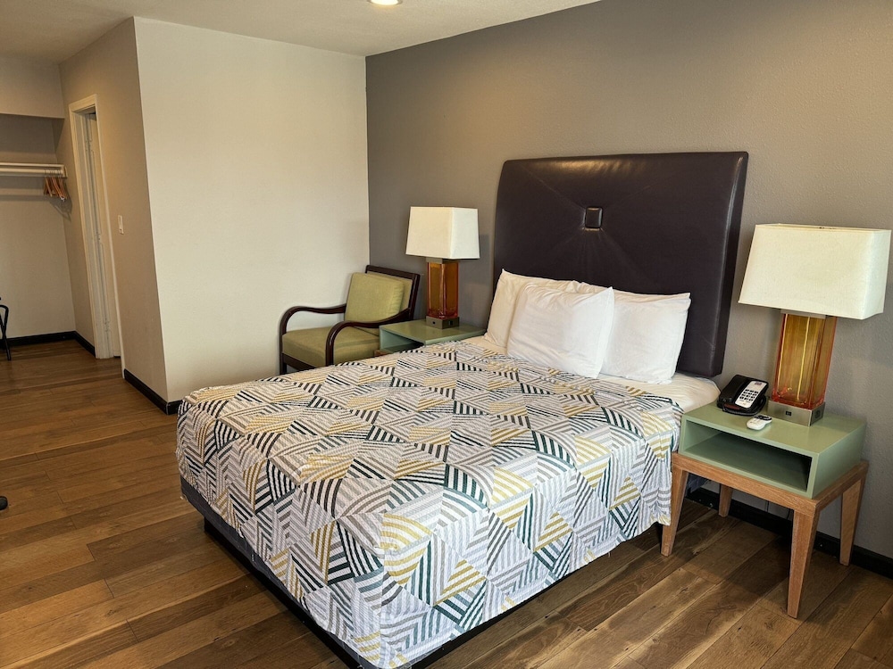 Motel6 Ridgecrest, CA -China Lake 33/51