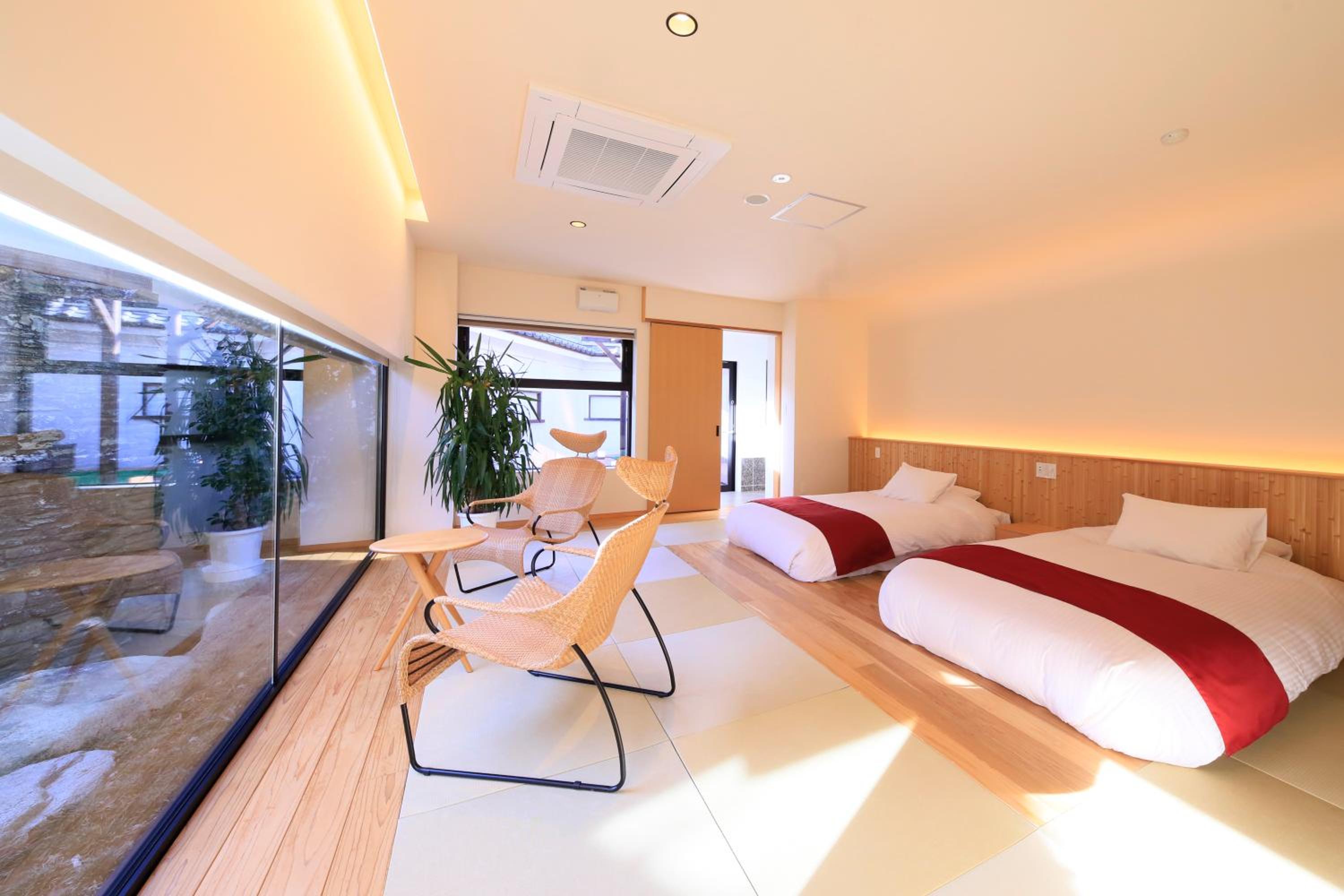 Loft, Luxury, Suite, 4 Futon Beds, Outdoor Bath