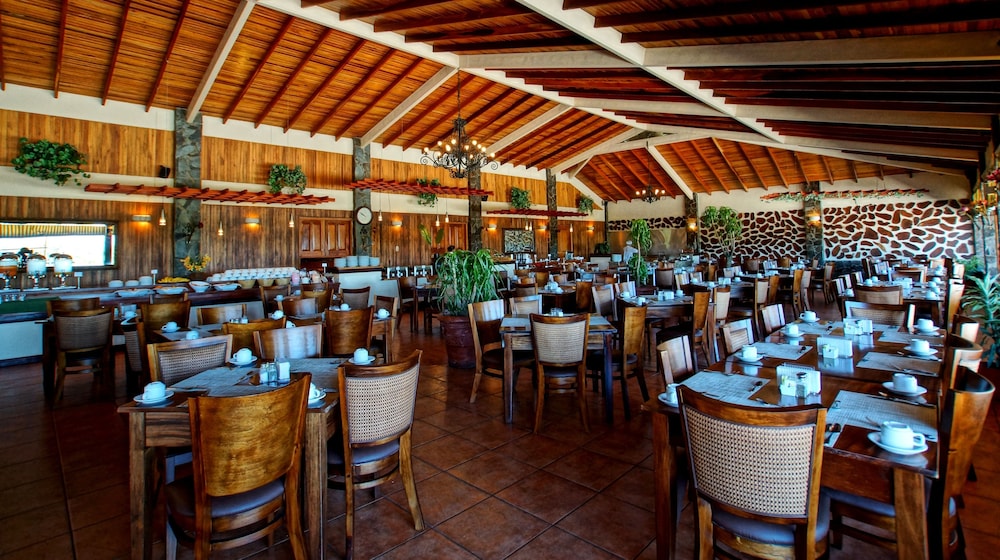 El Establo Mountain Hotel 57/68