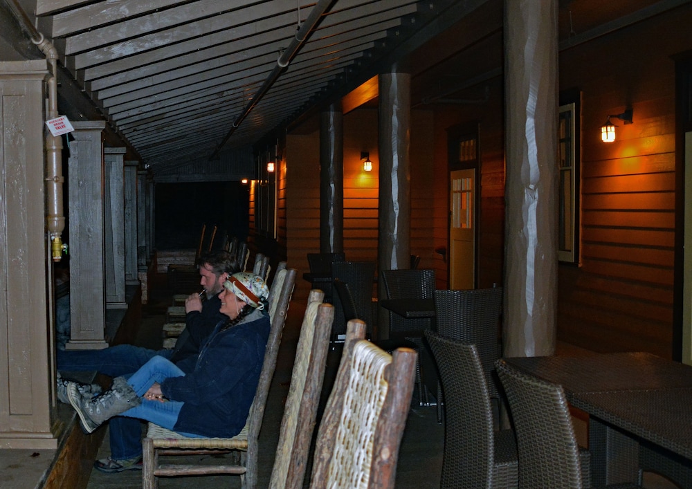 National Park Inn 34/50