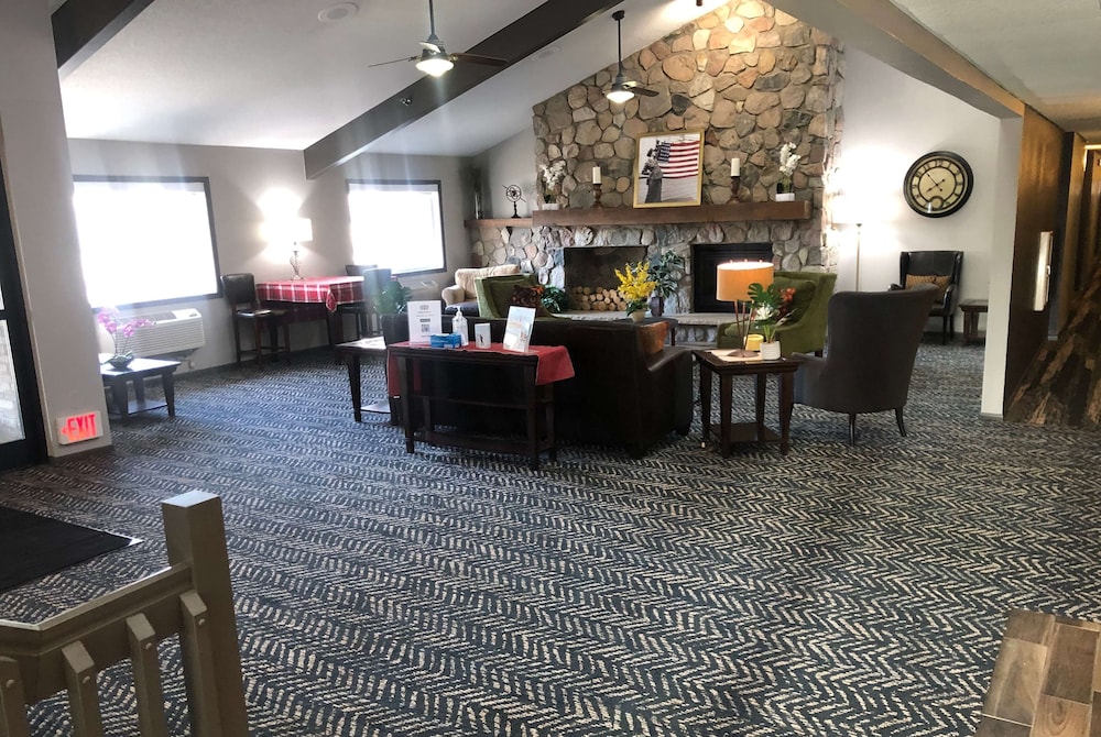 AmericInn by Wyndham Crookston U of M Crookston 24/32
