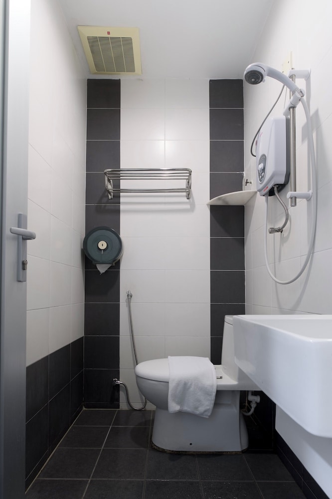 T Hotel Kuala Perlis 49/50