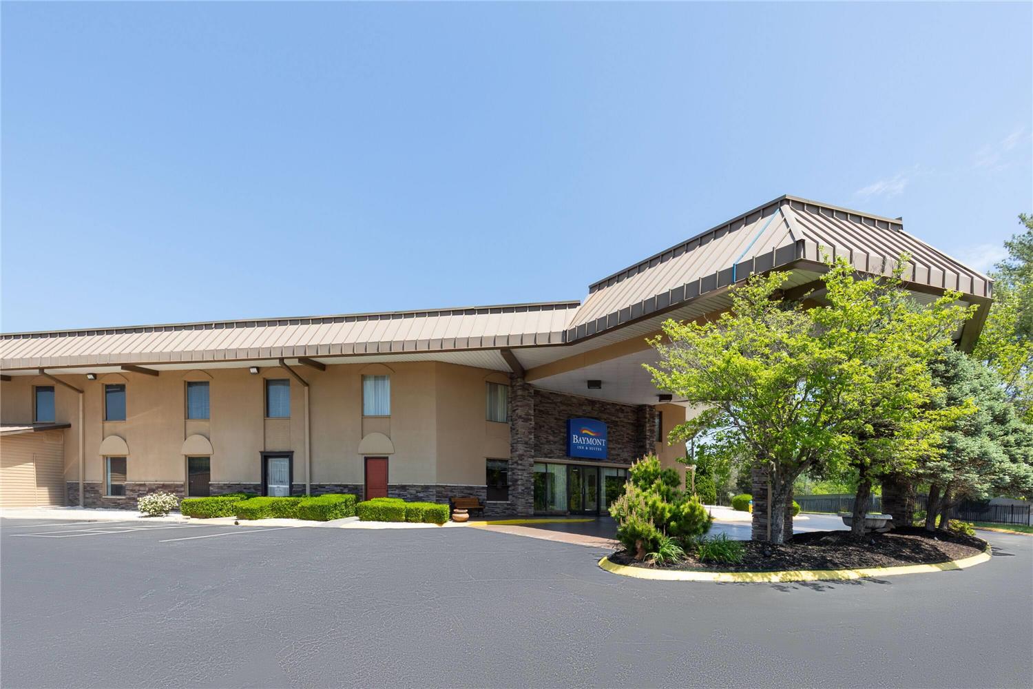 Baymont By Wyndham Knoxville I-75 2/45