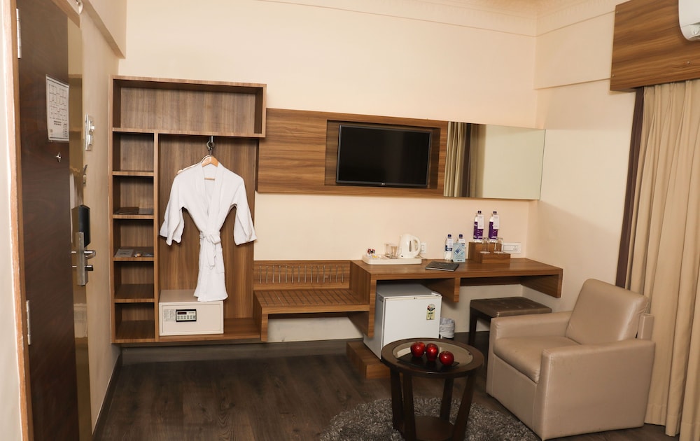 Bawa Regency 52/57