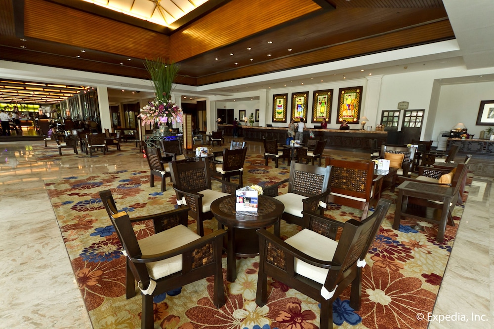 Waterfront Airport Hotel Casino Mactan 36/50