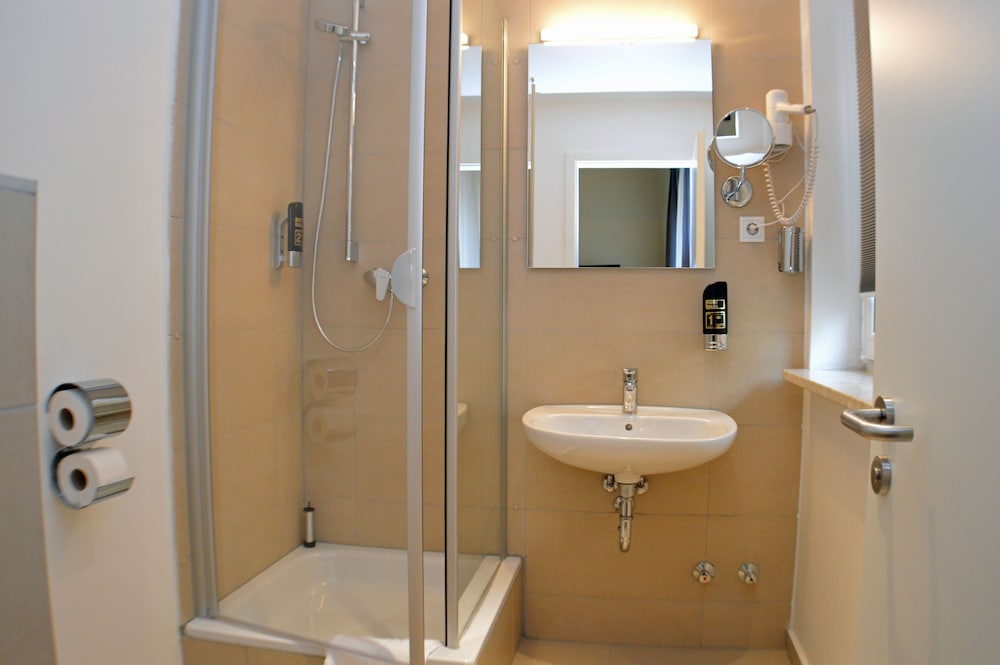 Hotel Jeta 48/50