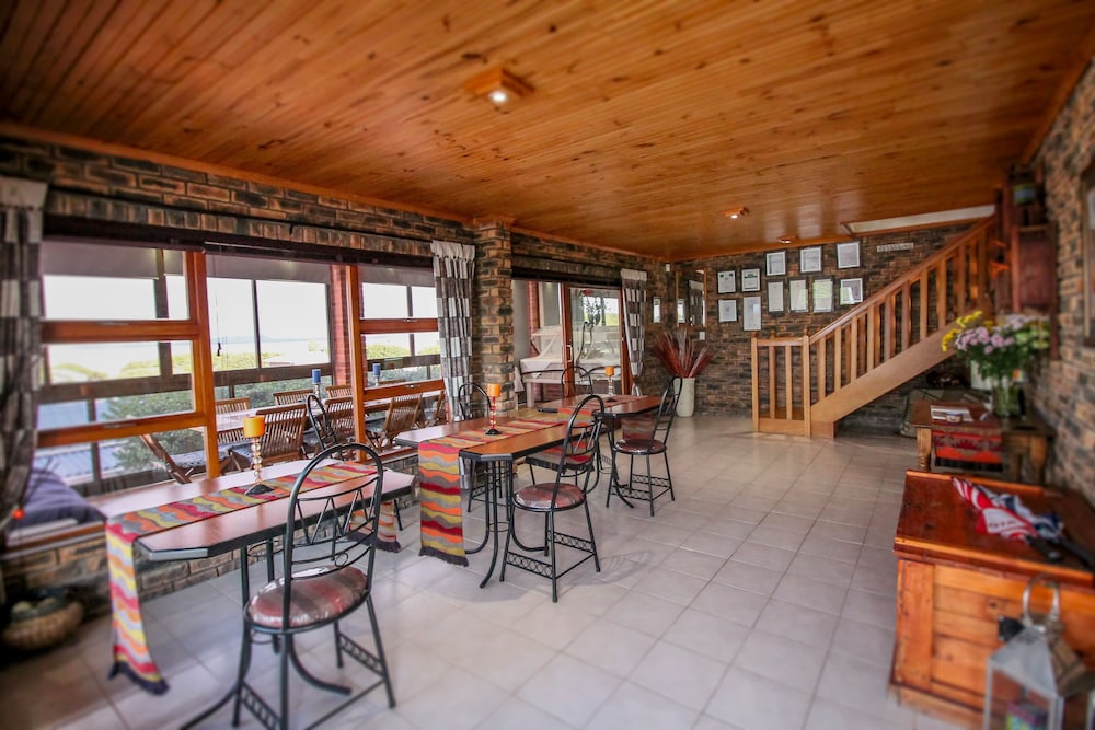 White Shark Guest House 38/50