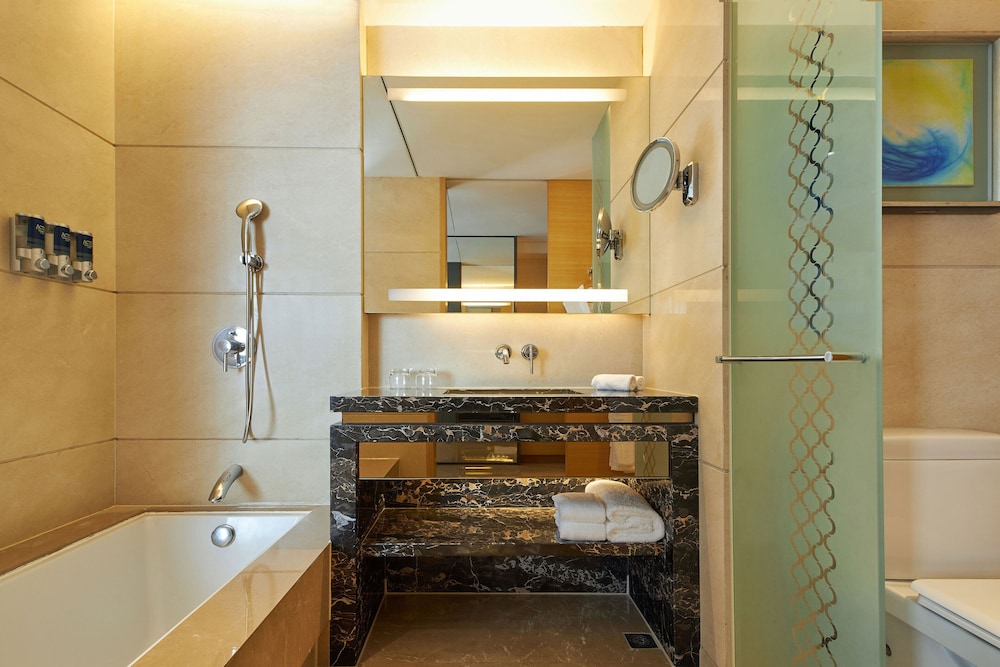 Four Points by Sheraton Guangzhou DongPu 20/50