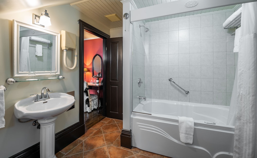 Hotel Le Clos Saint-Louis 49/50
