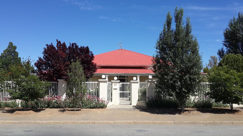 Inn Excellence B&B 1/36