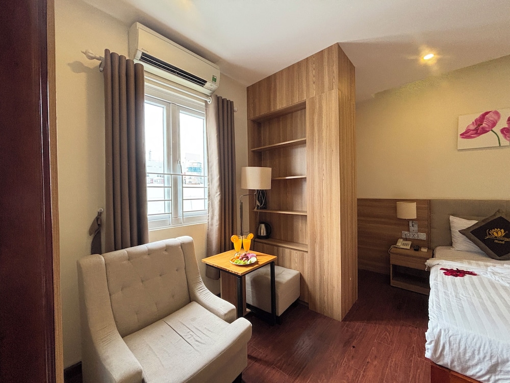 غرفة ديلوكس بسرير كوين بإطلالة على المدينة، Sen Vang Luxury Hotel 6/10