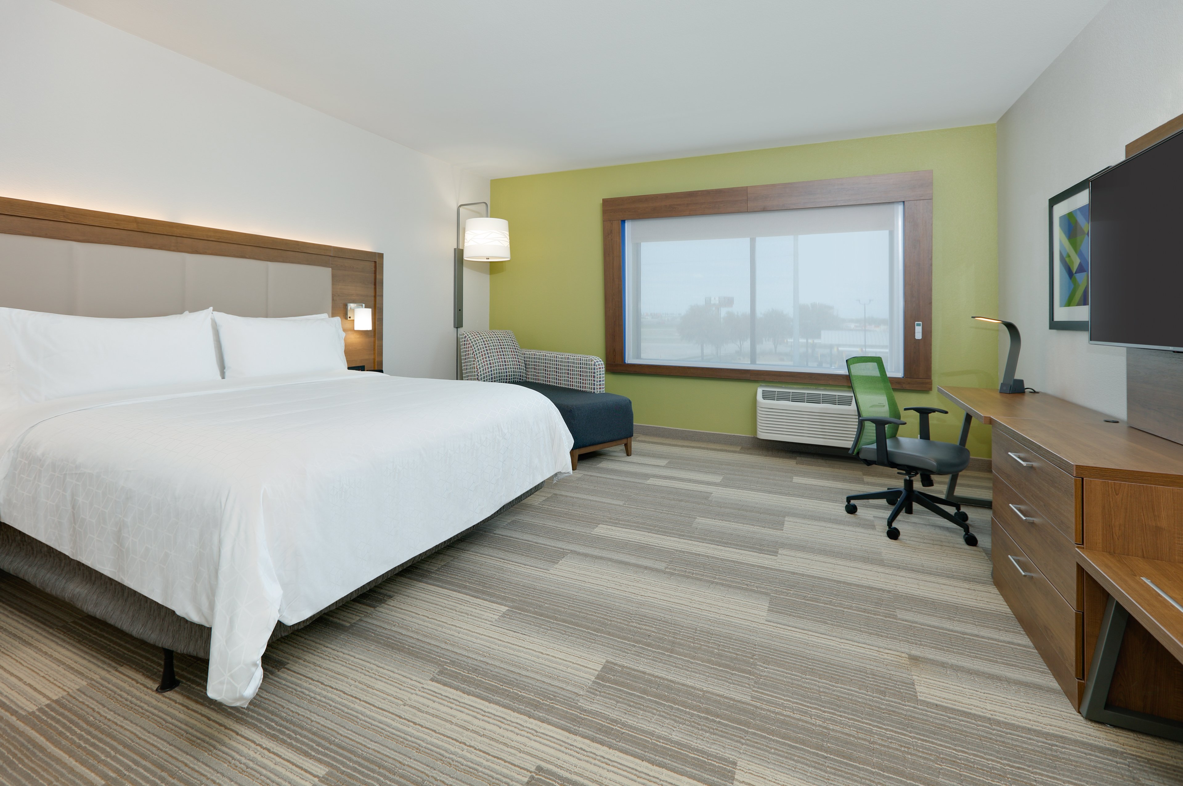 Holiday Inn Express & Suites Fort Worth North - Northlake 11/58