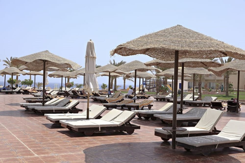 The Three Corners Sea Beach Resort 35/74
