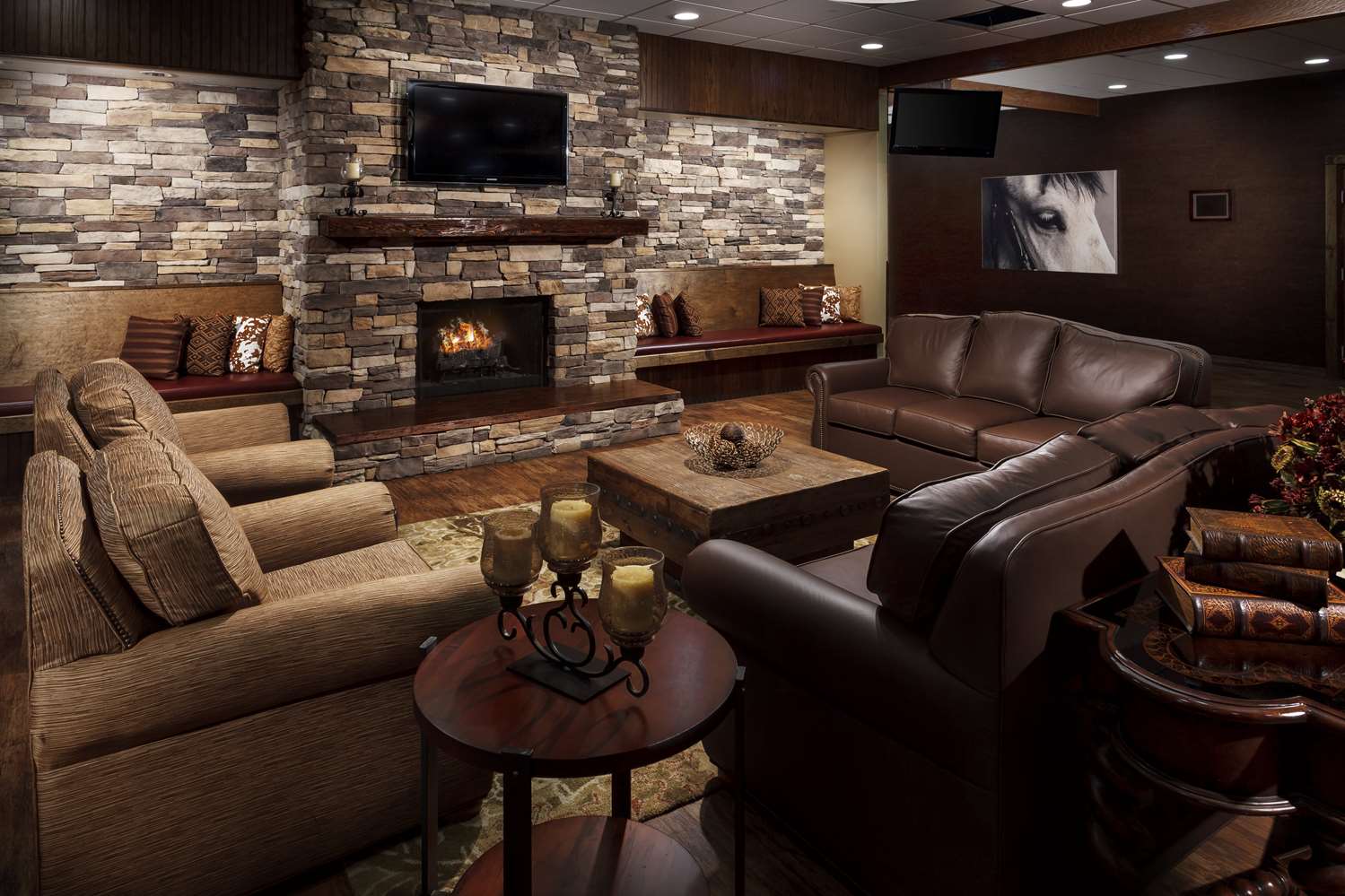Roosevelt Grand Dakota, SureStay Collection by Best Western 7/11