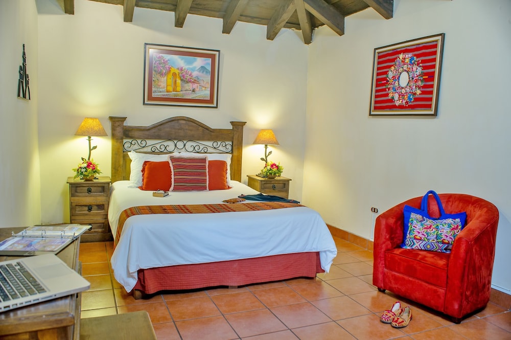 Meson Del Valle Hotel 13/50