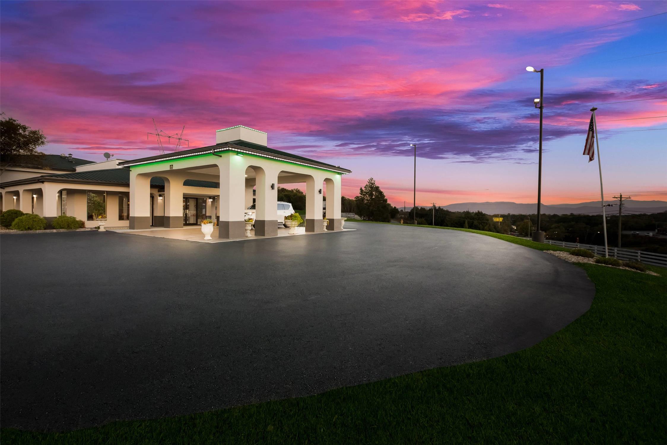 Quality Inn Dandridge 57/59