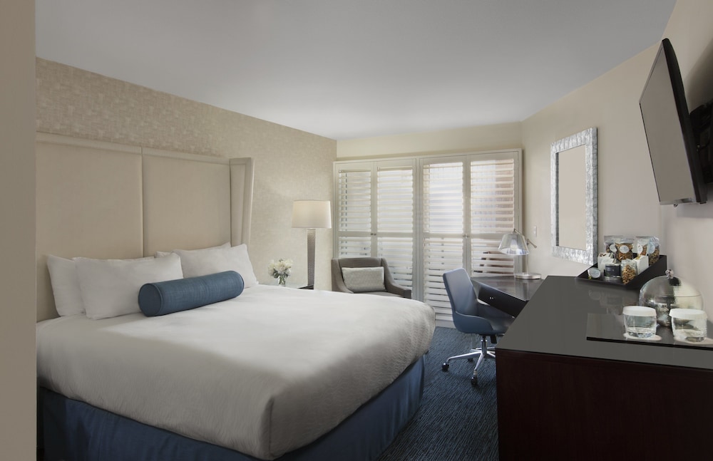 Ocean View Hotel 16/70