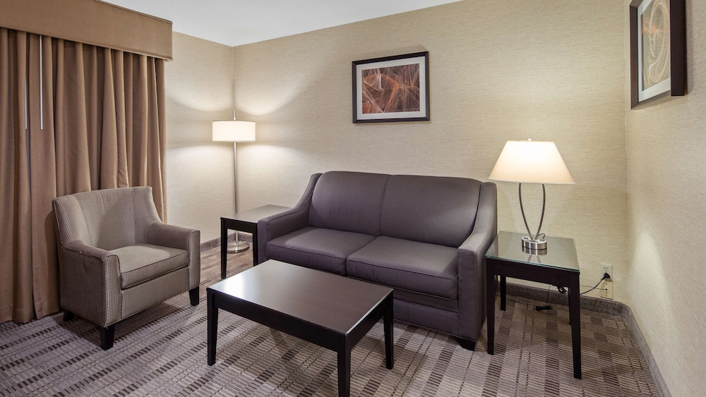 Best Western Pasadena Royale Inn & Suites 27/39